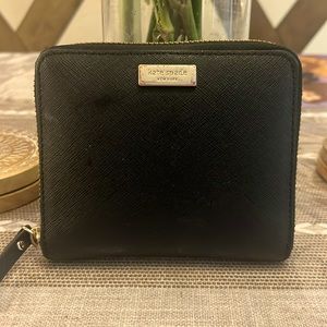 Kate Spade Laurel Way Darci zip around wallet